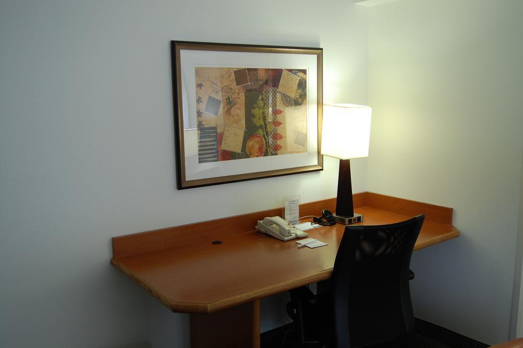 Washington Suites Alexandria Zimmer foto