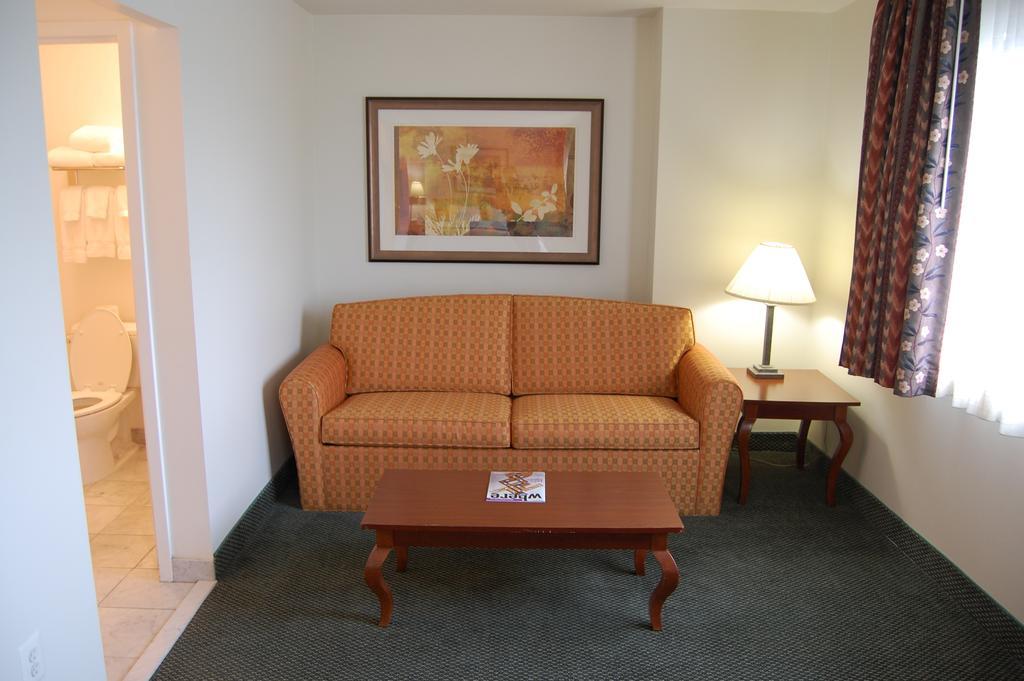 Washington Suites Alexandria Zimmer foto